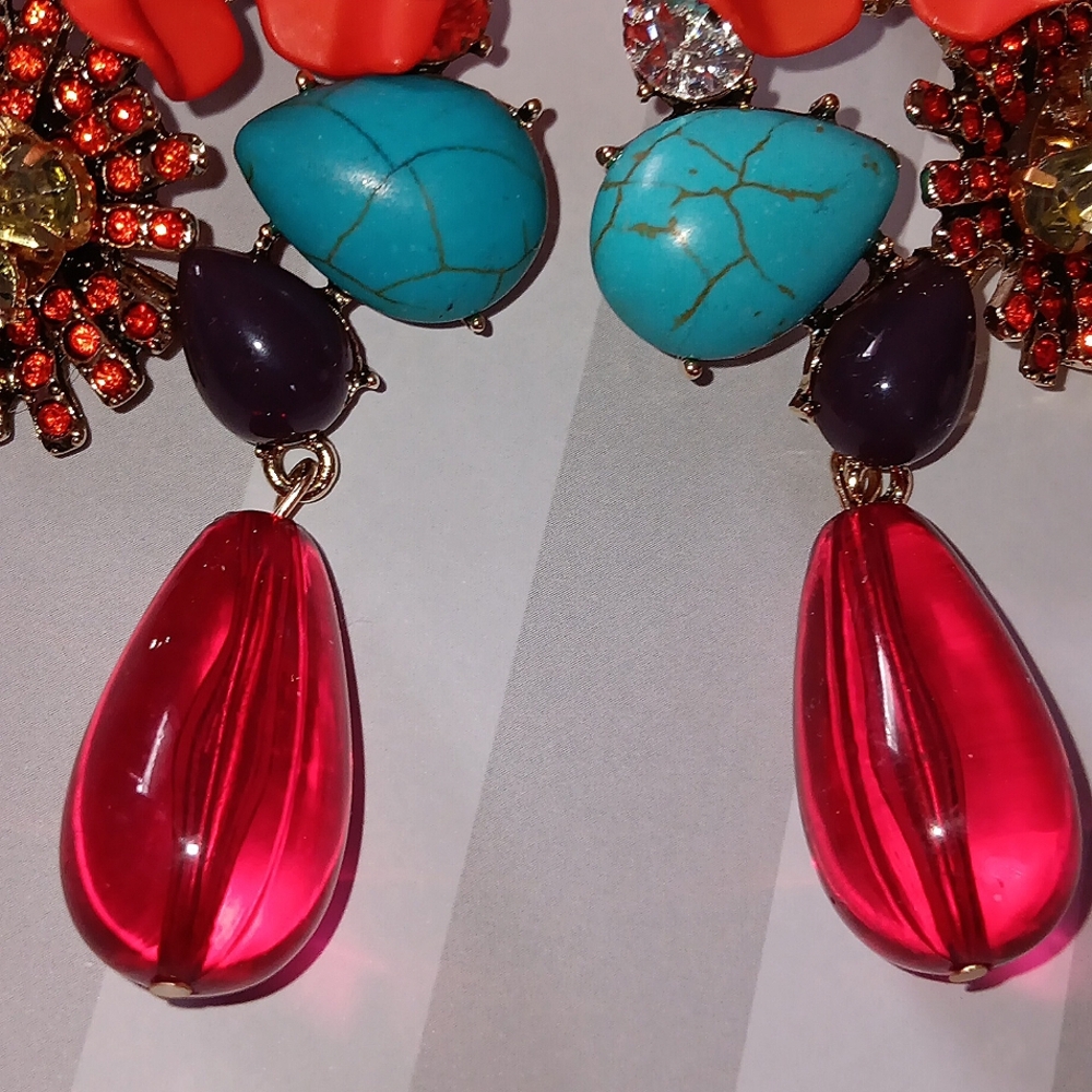 🧡HP! Eye-Catching Floral Crystal Embellished Teardrop Dangle Earrings New! - Picture 3 of 5